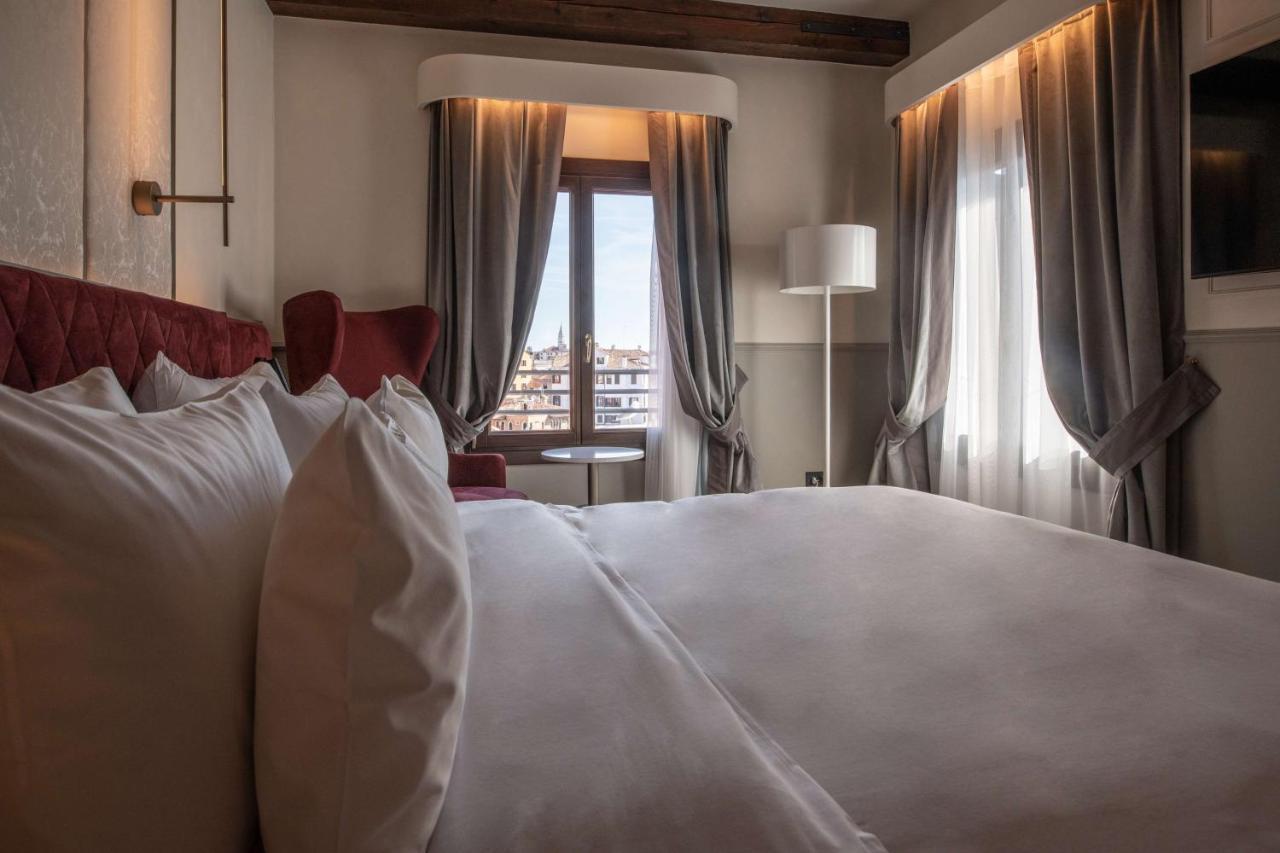Collection Premium Room with Canal View