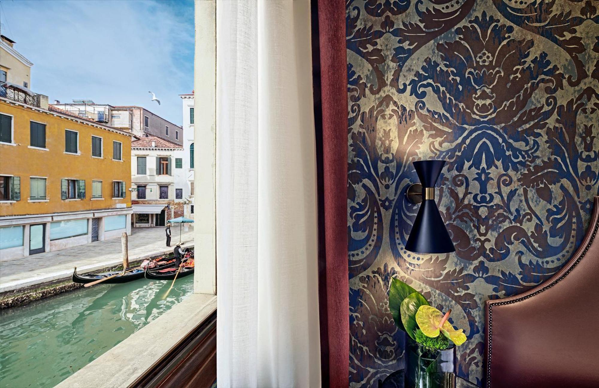 Superior Triple Room with Canal View,1274631013:JPEG