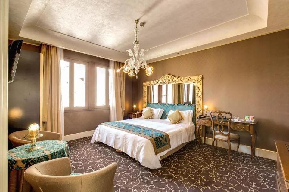 Superior Double or Twin Room,199511758:JPEG