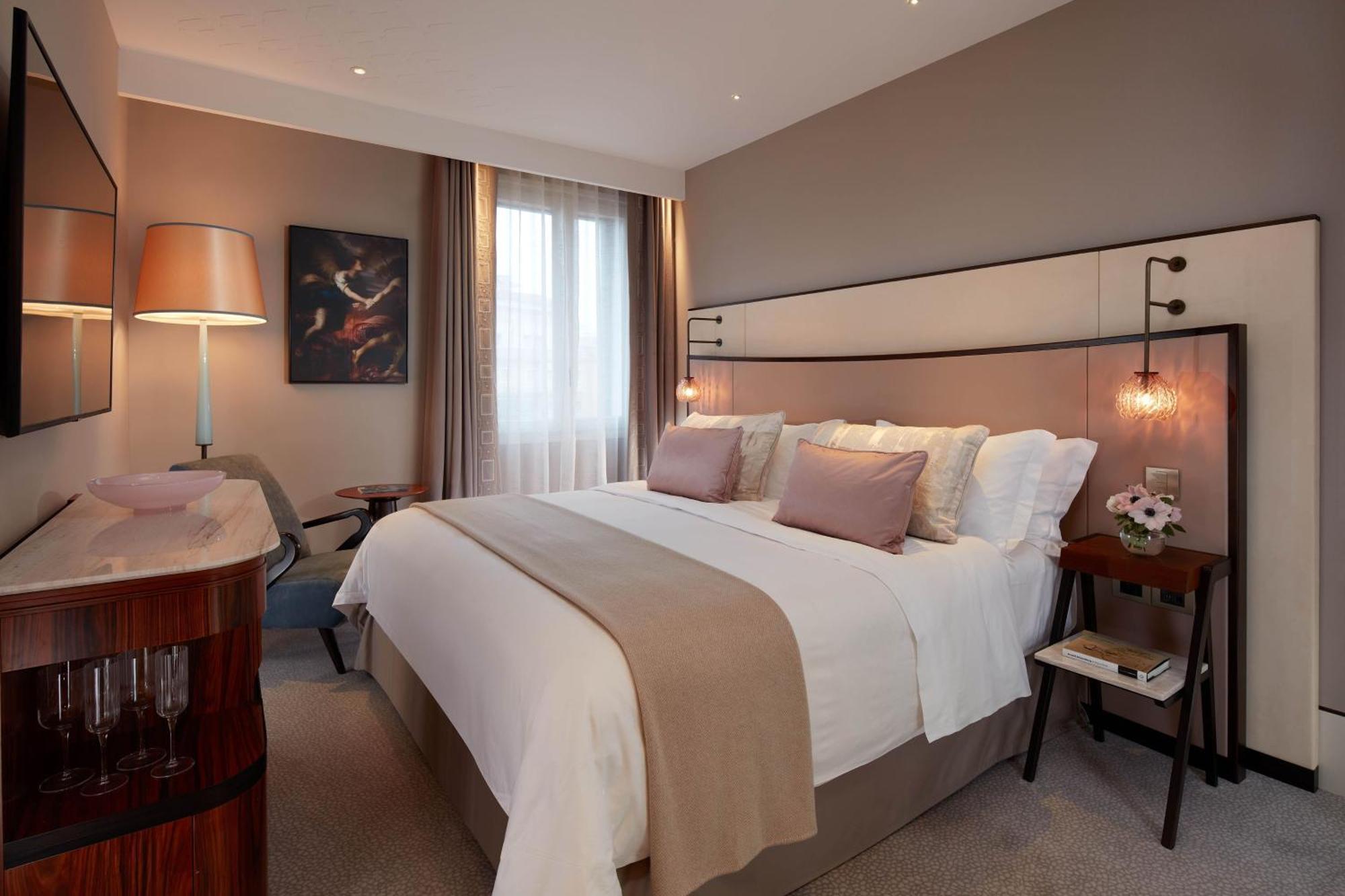 Deluxe King Room,1536257092:JPEG