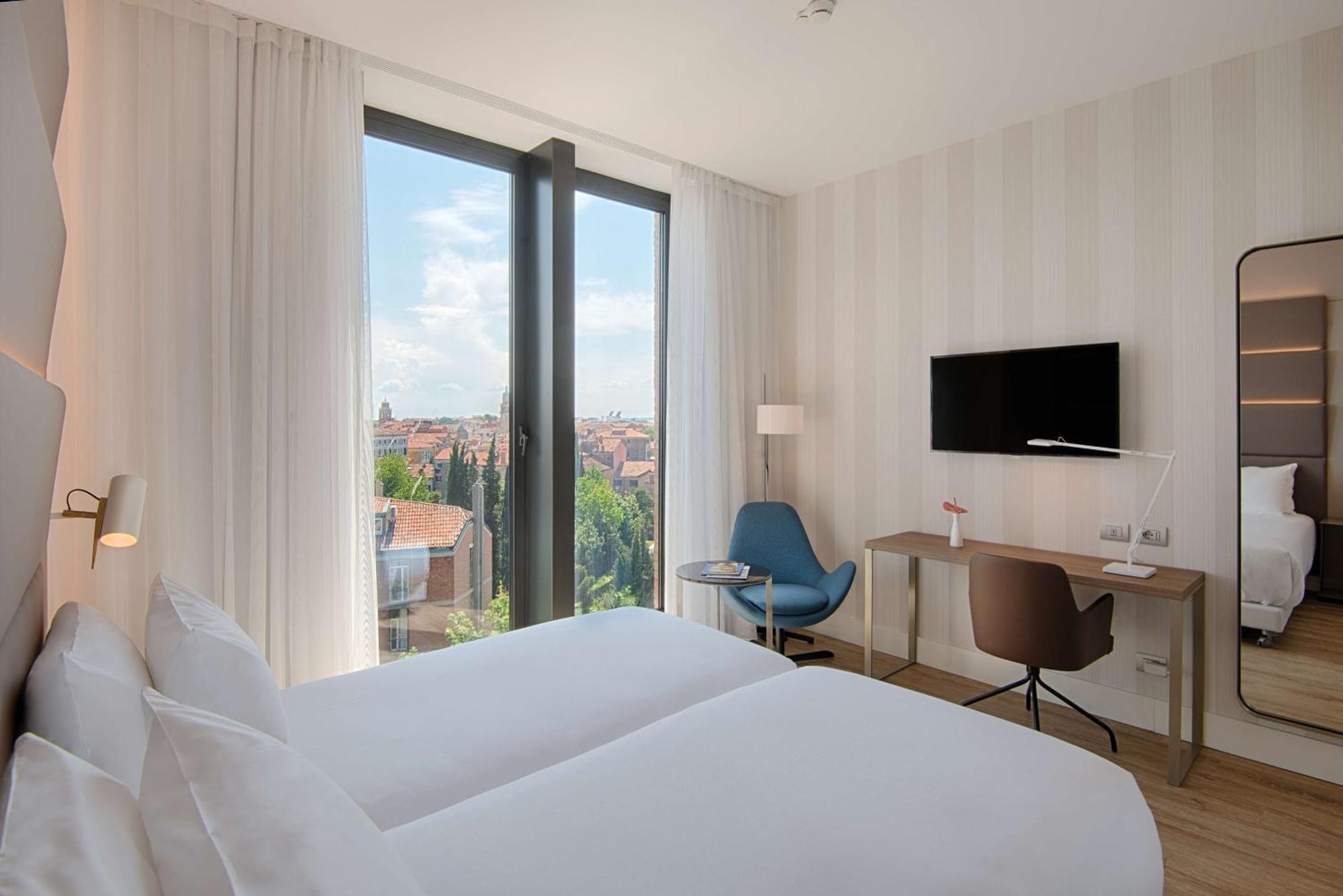 Standard Double or Twin Room Garden View